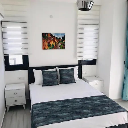 Modern Chic 4-bedroom With Private Pool And Garden In Hisaronu Villa Fethiye