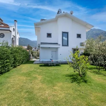 别墅 Modern Chic 4-bedroom With Private Pool And Garden In Hisaronu *
